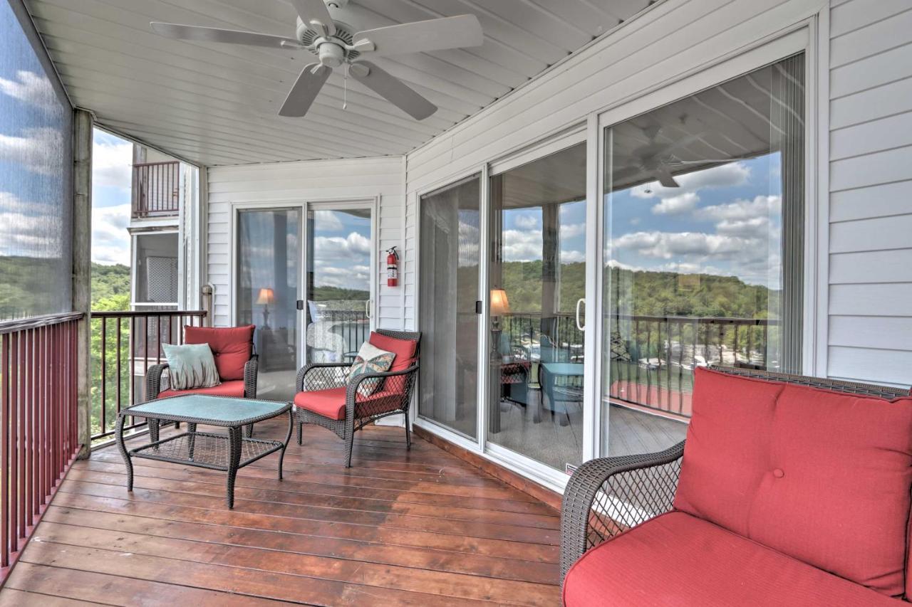 The Lake Escape With Balcony And Pool Access! Camdenton Eksteriør billede