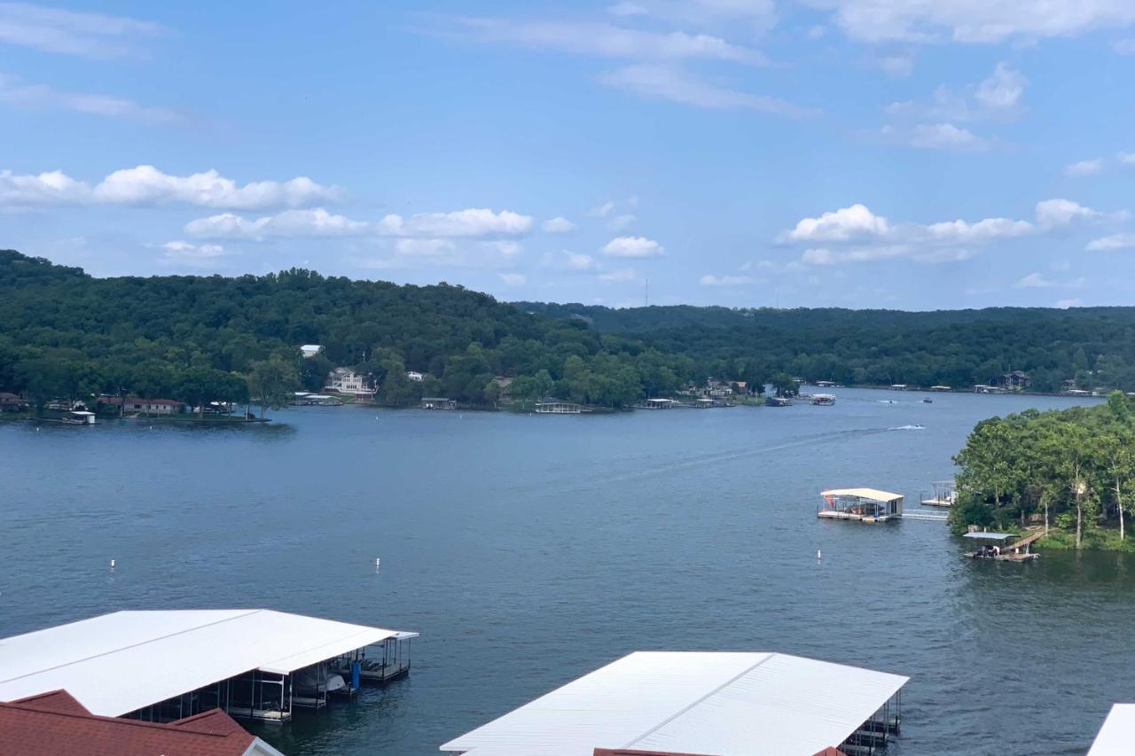 The Lake Escape With Balcony And Pool Access! Camdenton Eksteriør billede